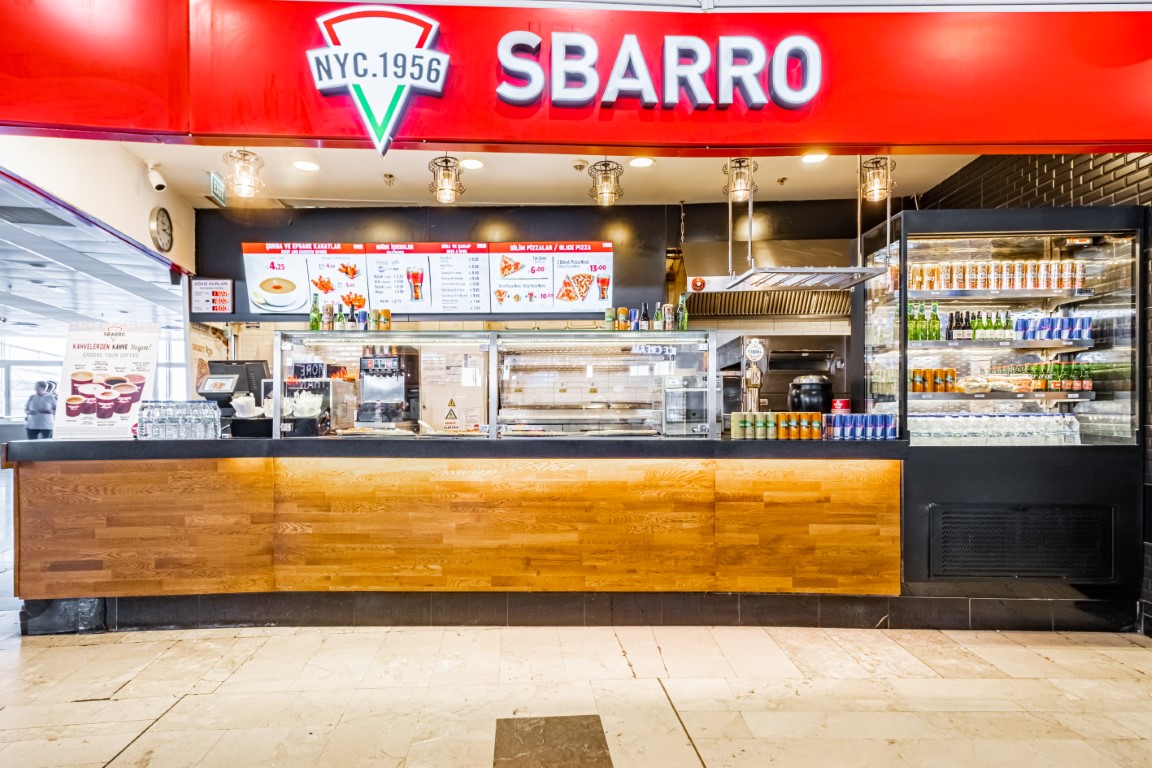ANTALYA HAVALİMANI SBARRO MAĞAZA PANOLARI